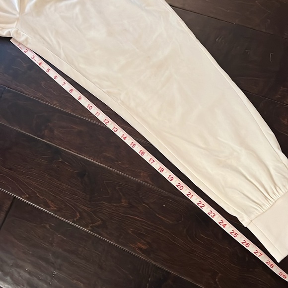 True Religion joggers L - Picture 11 of 13